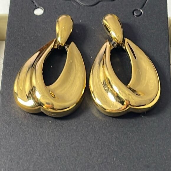 Vintage Napier dangle drop pierced earrings. - Picture 1 of 6